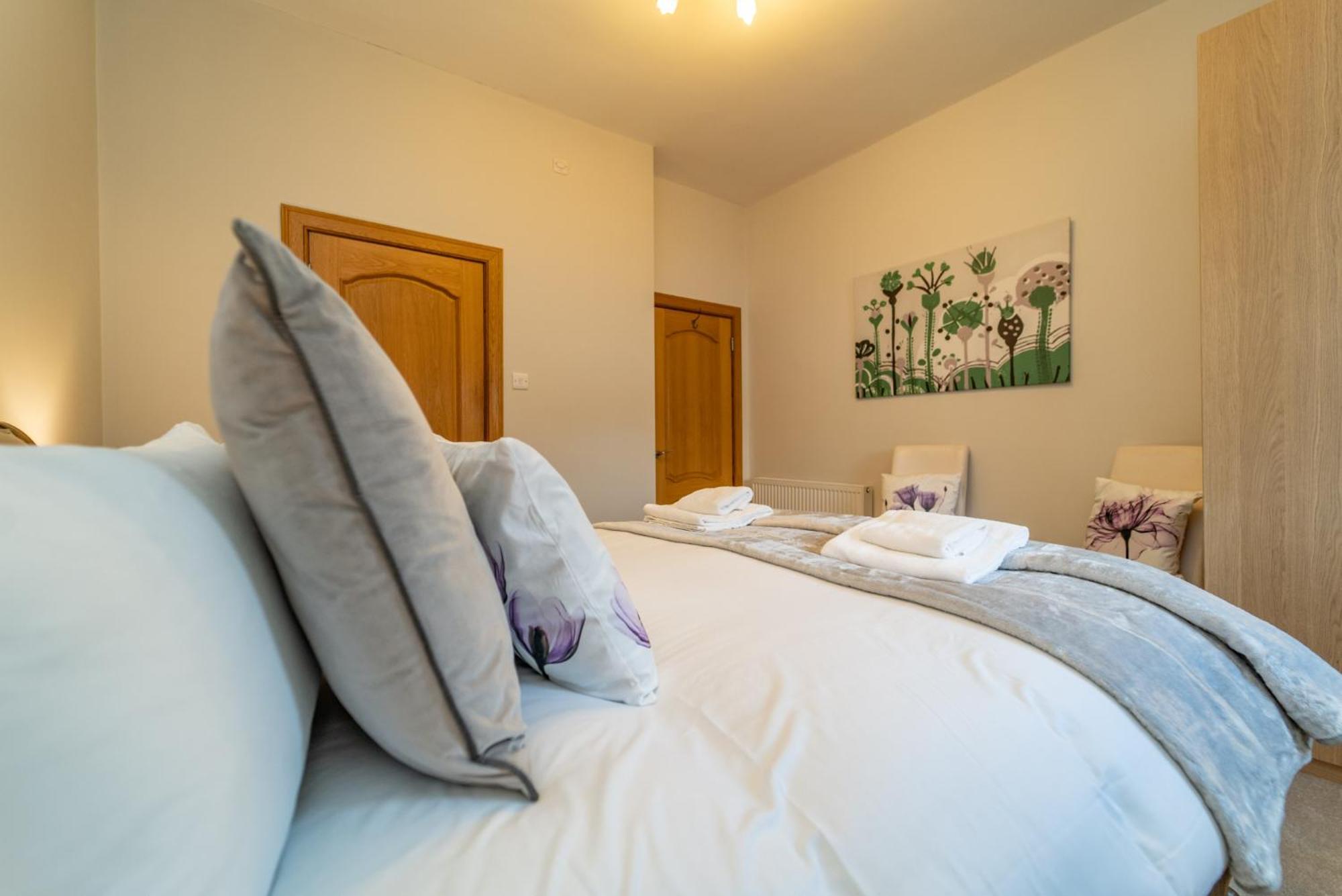 Spacious 3 Bed Townhouse With Parking Appartement Édimbourg