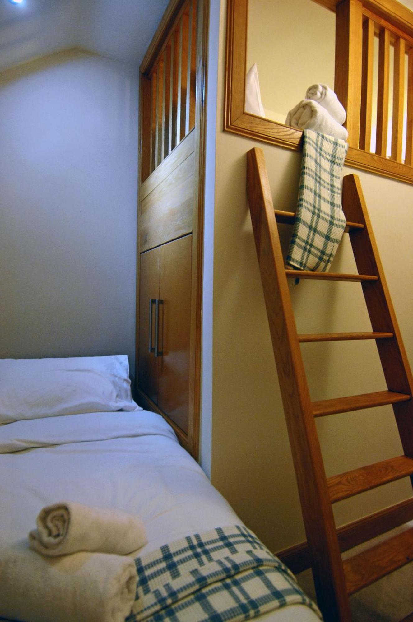Spacious 3 Bed Townhouse With Parking * Édimbourg